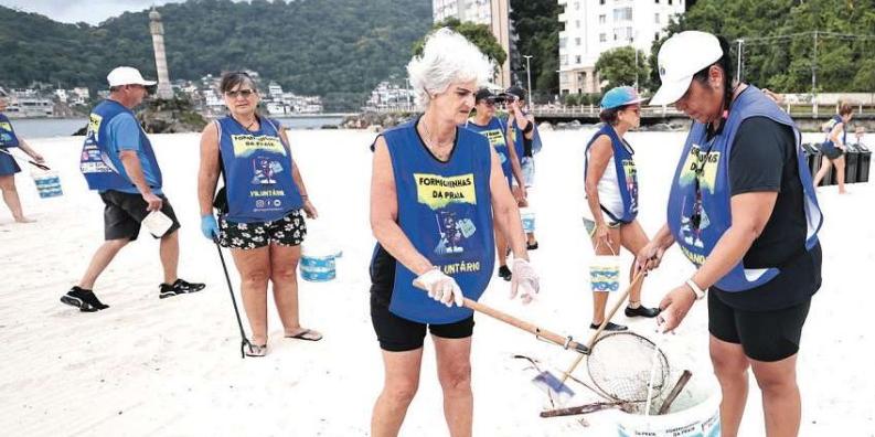 Ponto principal é mutirão de limpeza, com toneladas de lixo recolhidas em praias