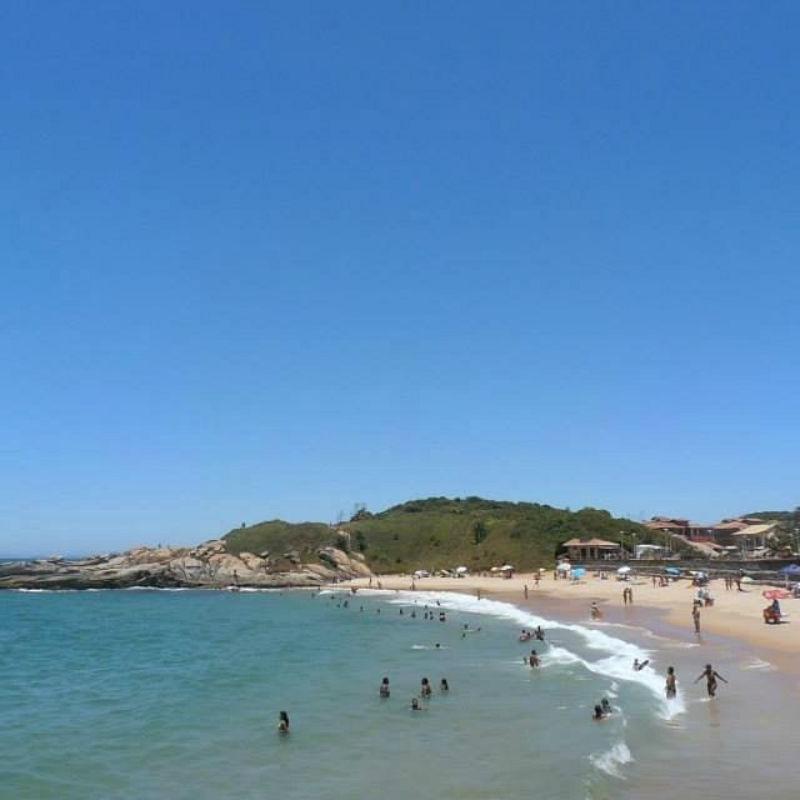 A combinação de praias tranquilas, natureza preservada e oportunidades econômicas tem chamado a atenção de quem busca qualidade de vida à beira-mar
