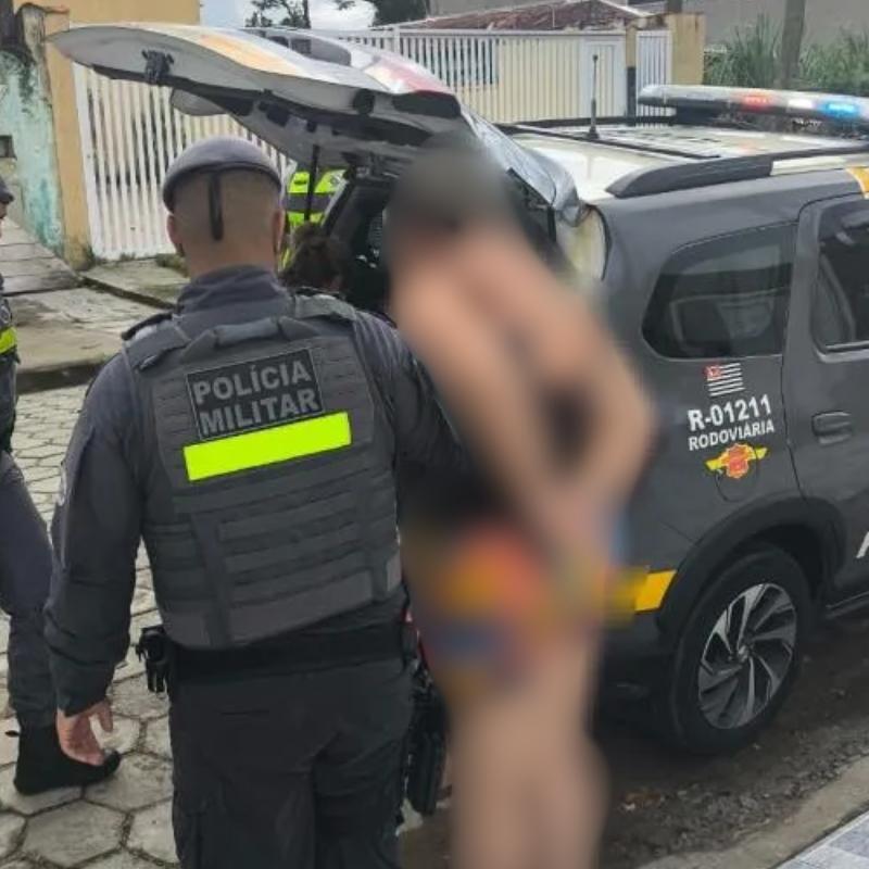 Mulheres foram presas em frente ao condomínio onde o veículo estava estacionado