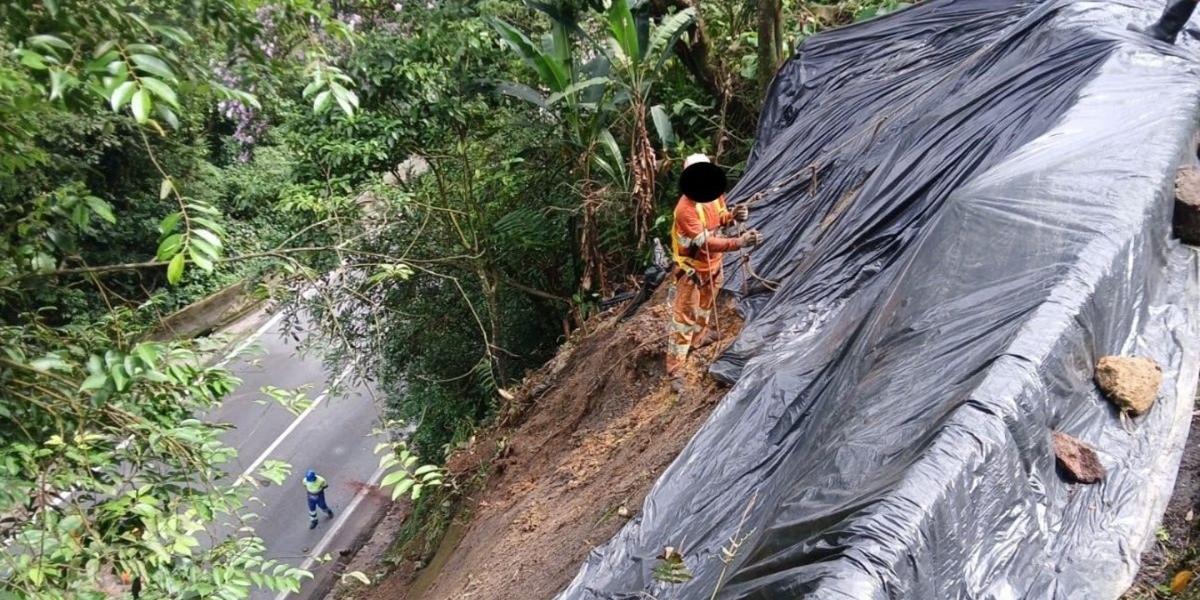 Equipes técnicas e operacionais foram até o local para fazerem vistorias e reparos