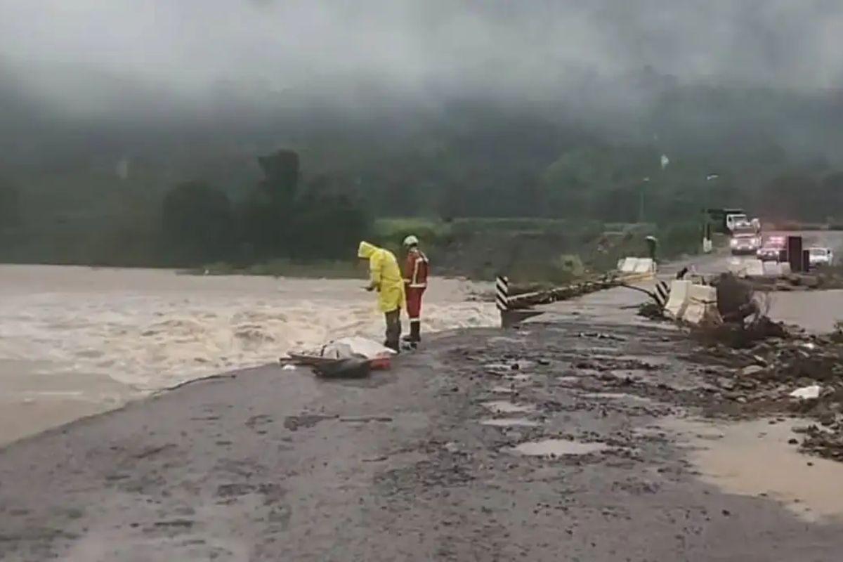 Inmet emite alerta de chuvas intensas para 14 unidades da federação