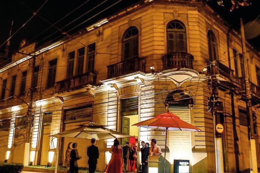 Docks Eventos se consolida como referência em grandes celebrações em Santos