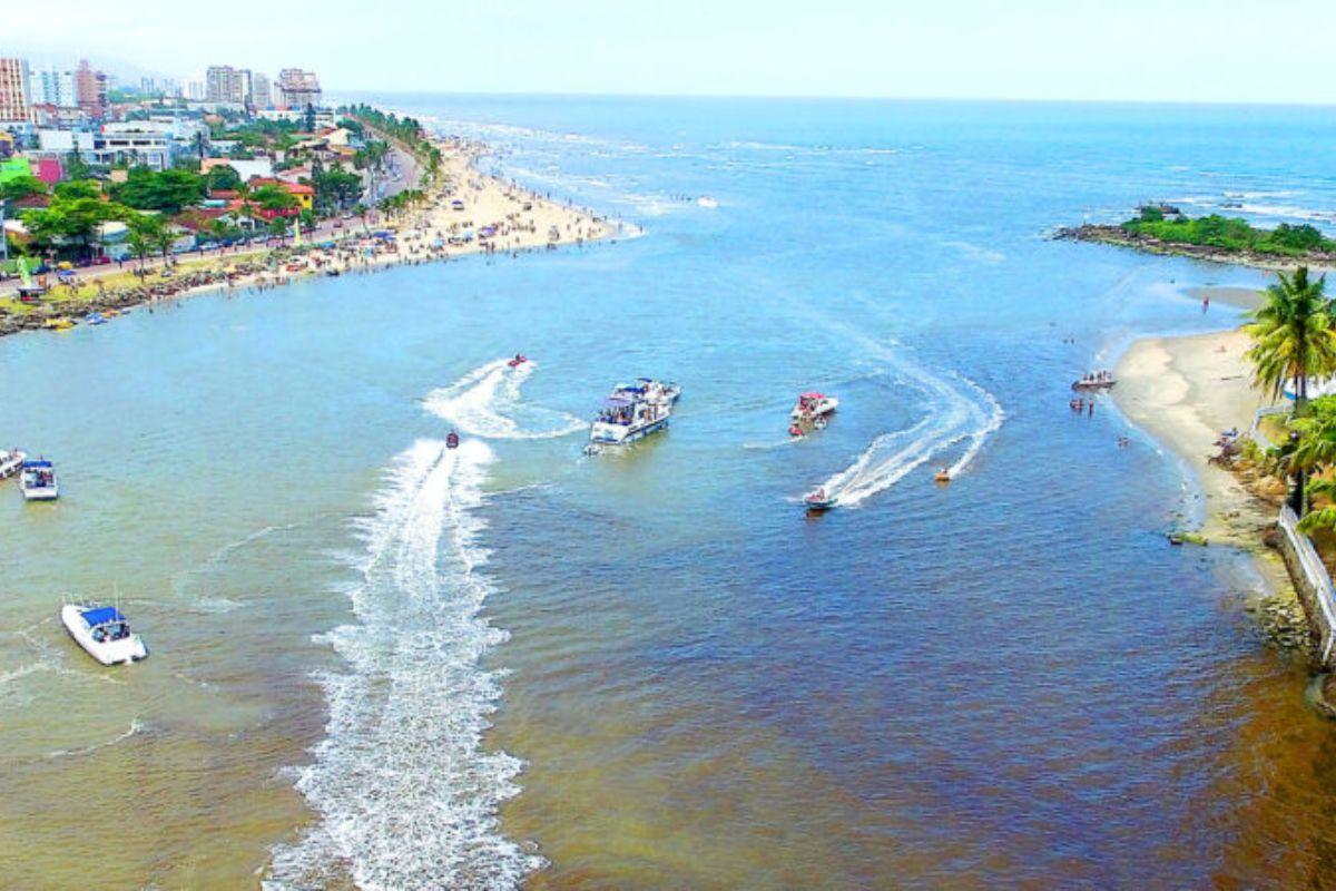 Corpo foi achado na região da Boca da Barra, em Itanhaém