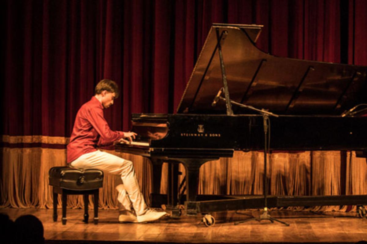 A proposta transforma o concerto em uma experiência que vai além da música