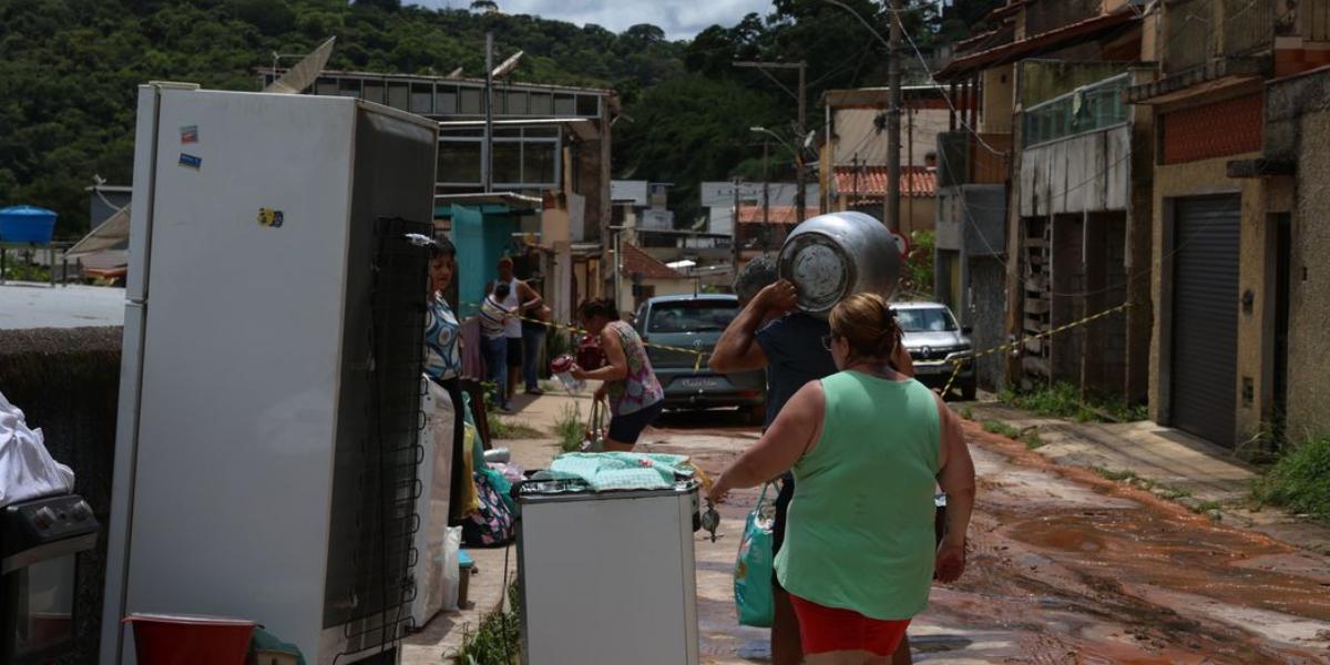 Mais de 3,5 mil pessoas estão desabrigadas e desalojadas em Juiz de Fora