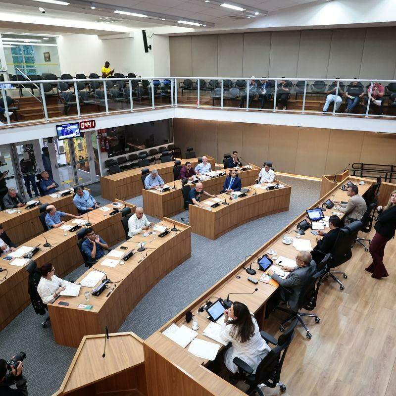 Legislativo não é serviço de bufê