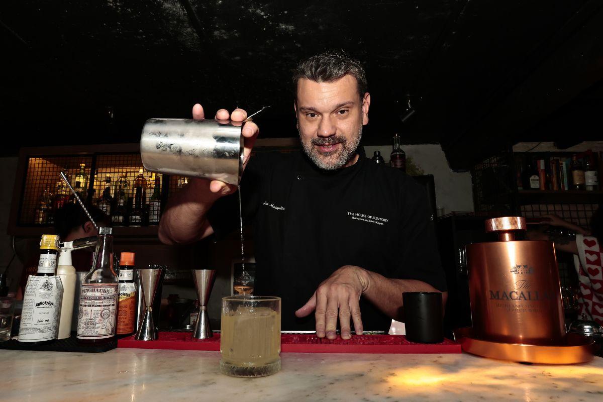 Mesquita esteve em Santos para uma masterclass a mixologistas e comandou o bar do Hideout Speakeasy