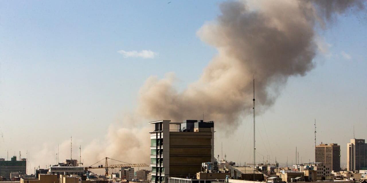 Irã sofreu ataque coordenado entre Estados Unidos e Israel na manhã deste sábado