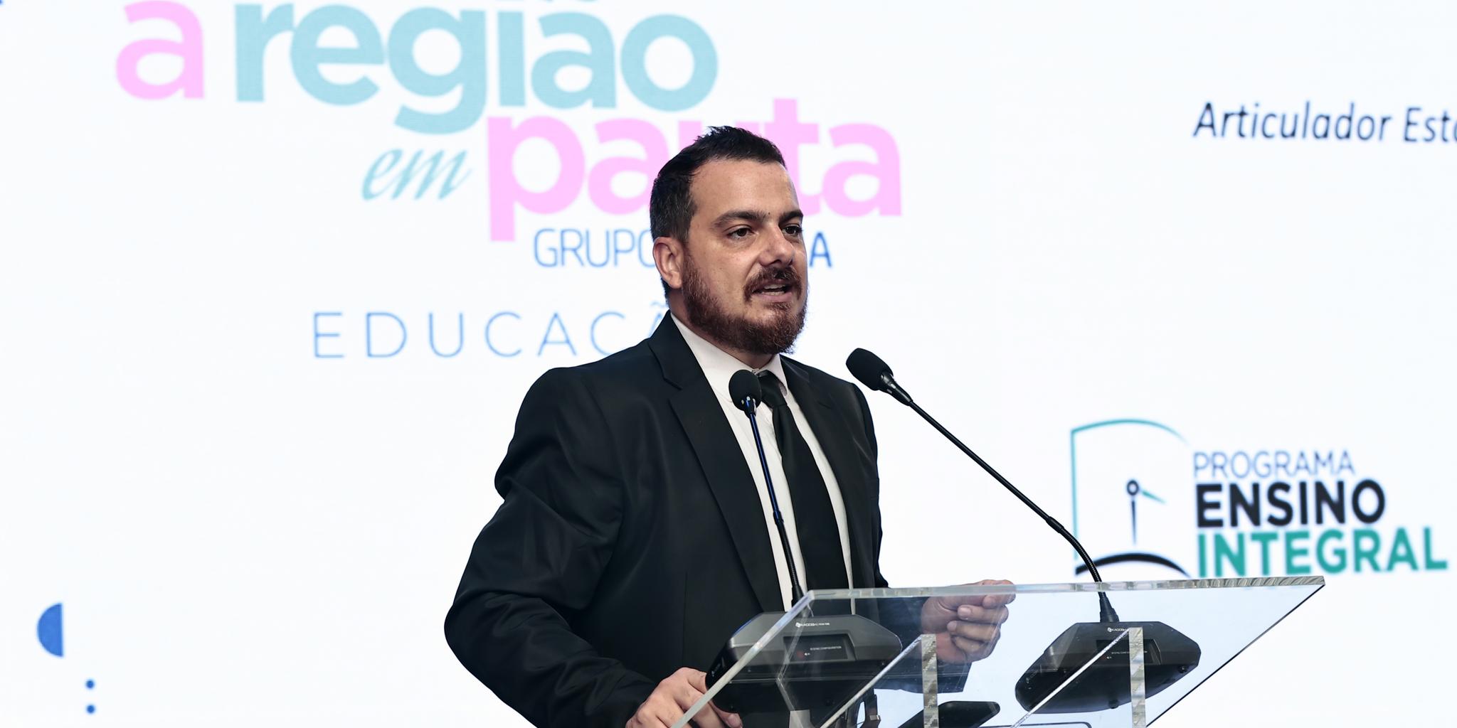 Eric Coló, da Secretaria de Estado da Educação, destaca que a demanda pela ampliação da jornada deve partir das escolas da rede. Pedidos são avaliados conforme estrutura e orçamento