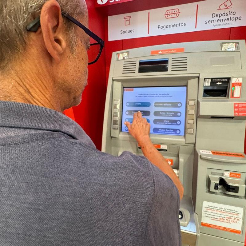 O 13º salário de quem recebe pelo INSS é calculado da mesma forma que o pago aos demais trabalhadores