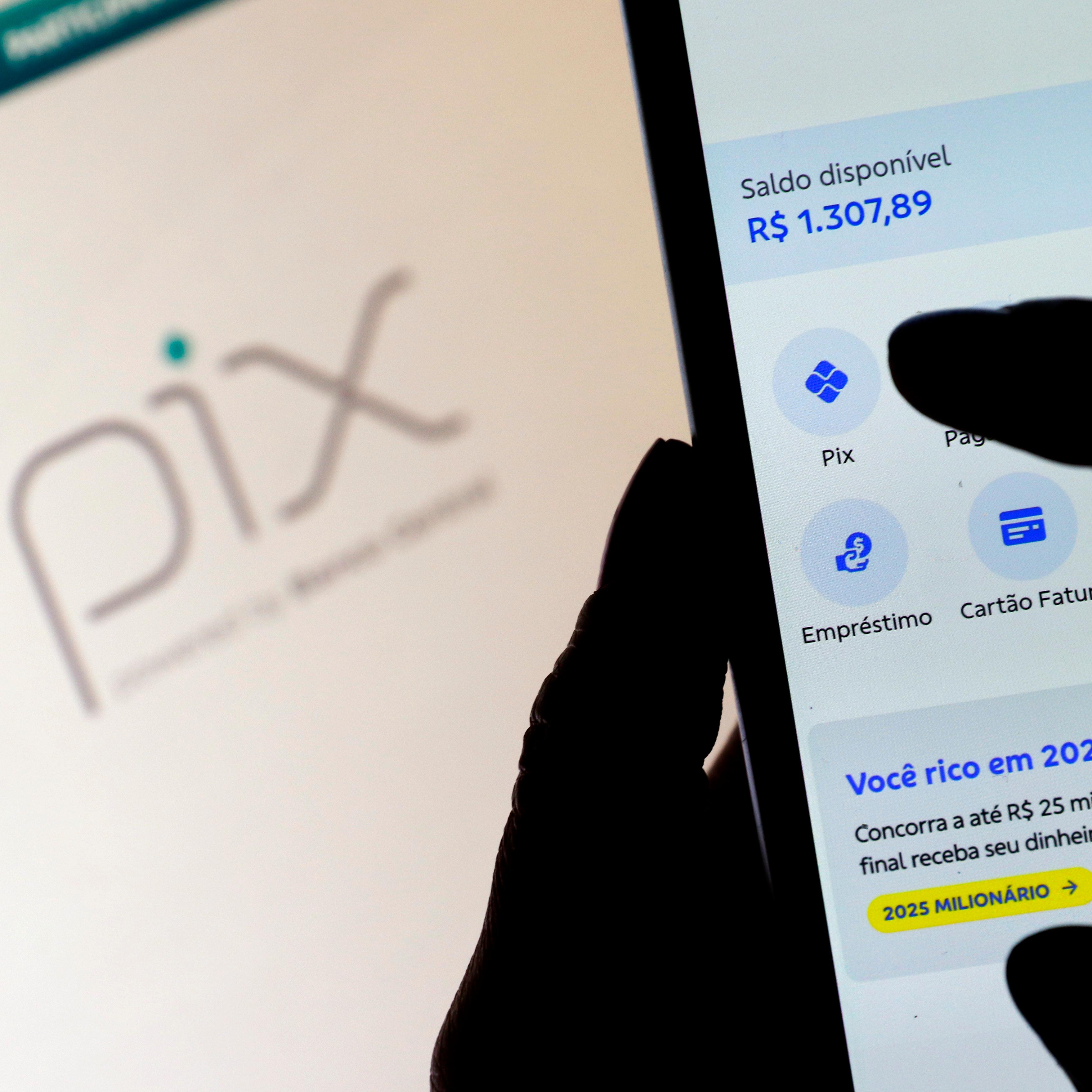 De um total de 6,33 bilhões de transferências Pix no mês passado, apenas 1,057 milhão foi realizado por meio da aproximação