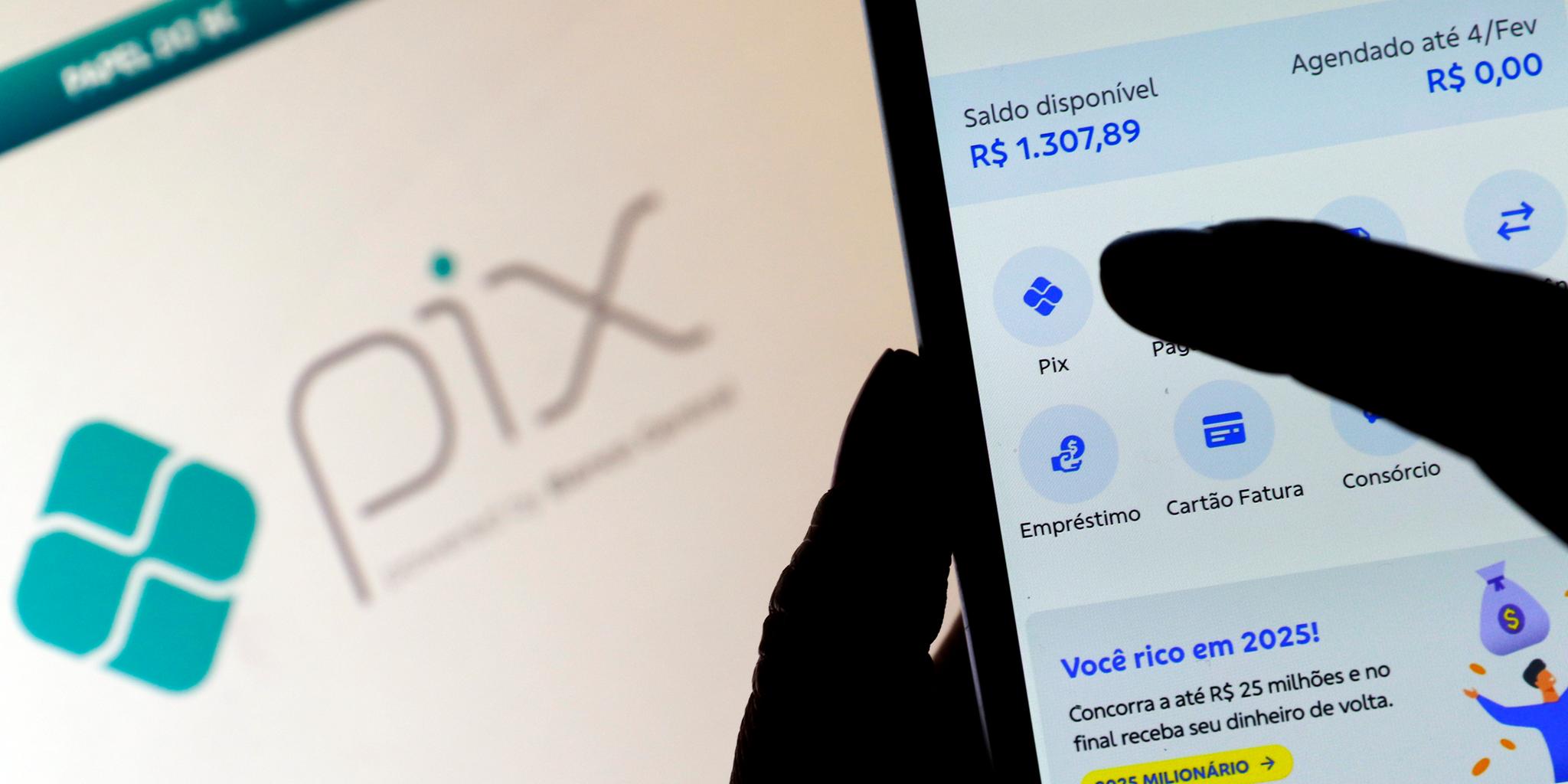 De um total de 6,33 bilhões de transferências Pix no mês passado, apenas 1,057 milhão foi realizado por meio da aproximação