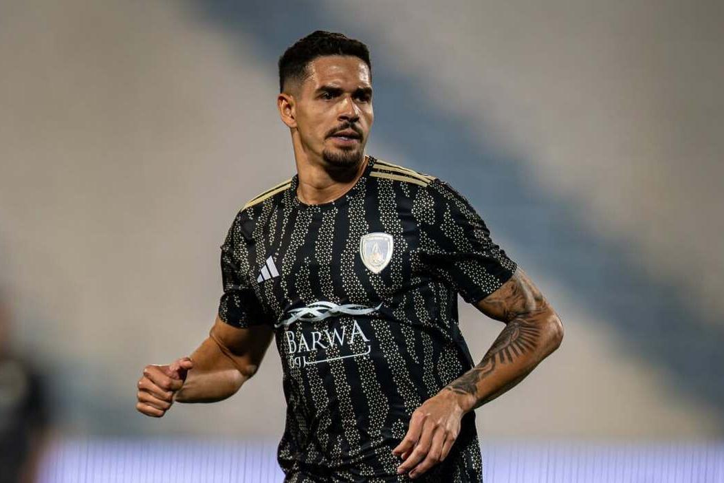 Atualmente no Catar, o zagueiro Lucas Veríssimo jogou no Peixe de 2016 a 2021