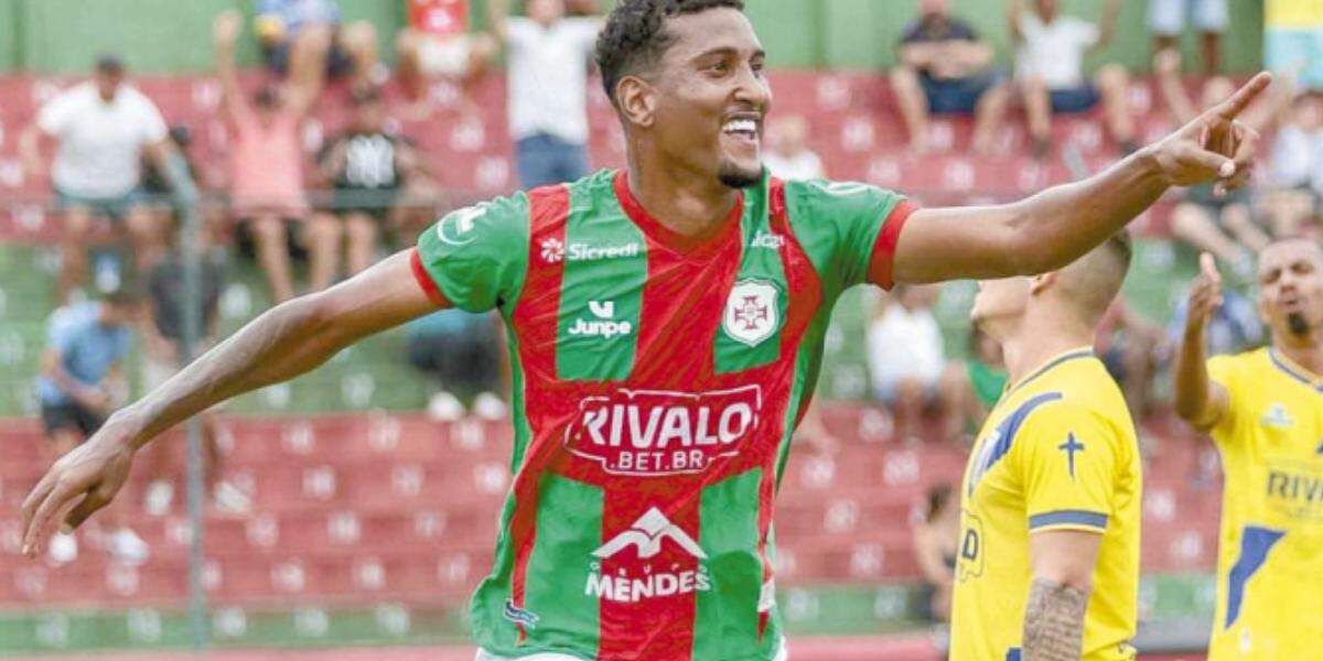 Otávio destacou a importância do resultado para a Portuguesa e dedicou a atuação especial à família