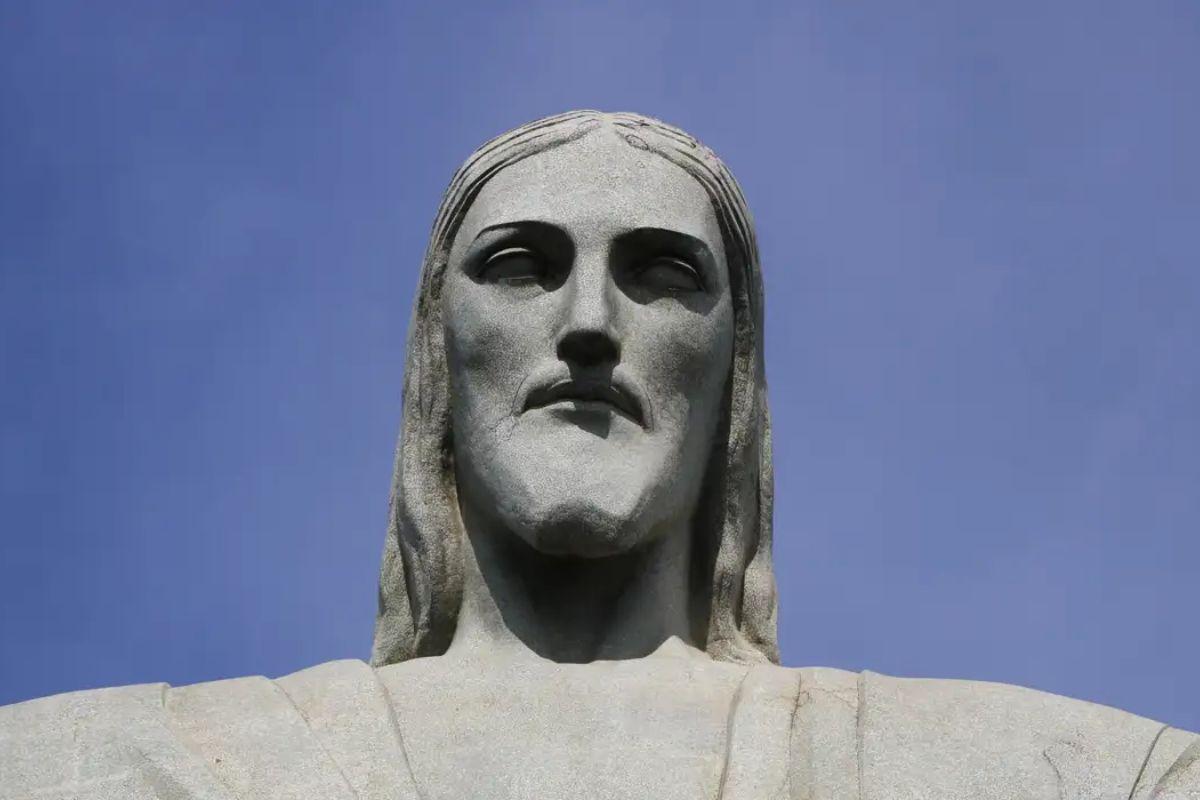Cristo será iluminado em campanha de combate à violência de gênero