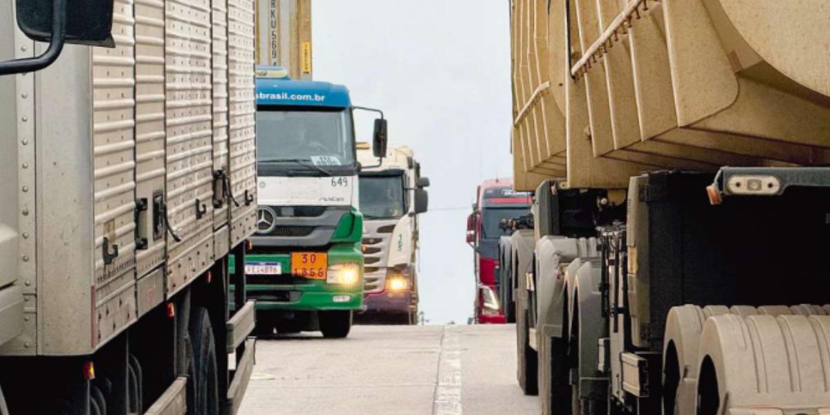 A dinâmica do tráfego de caminhões é fundamental para o funcionamento do Porto de Santos
