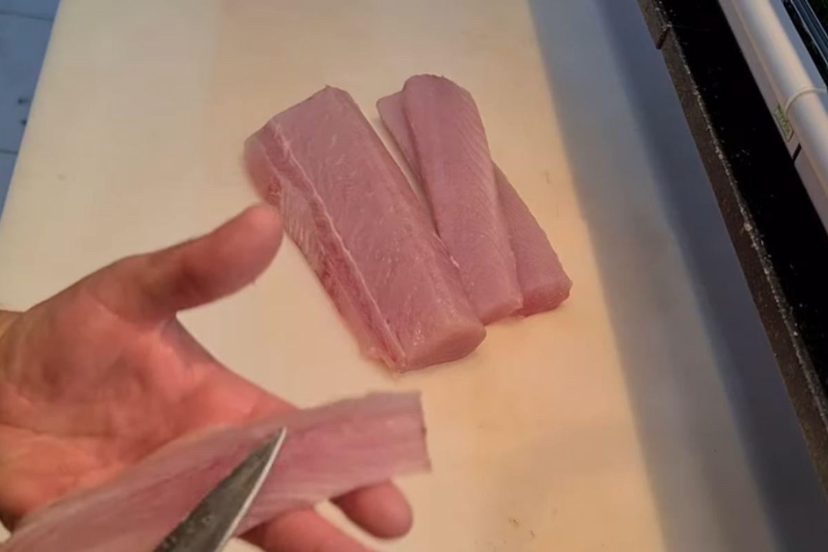 A cavalinha chama atenção não apenas pelo valor nutricional, mas também pelo preço mais acessível em comparação com peixes importados