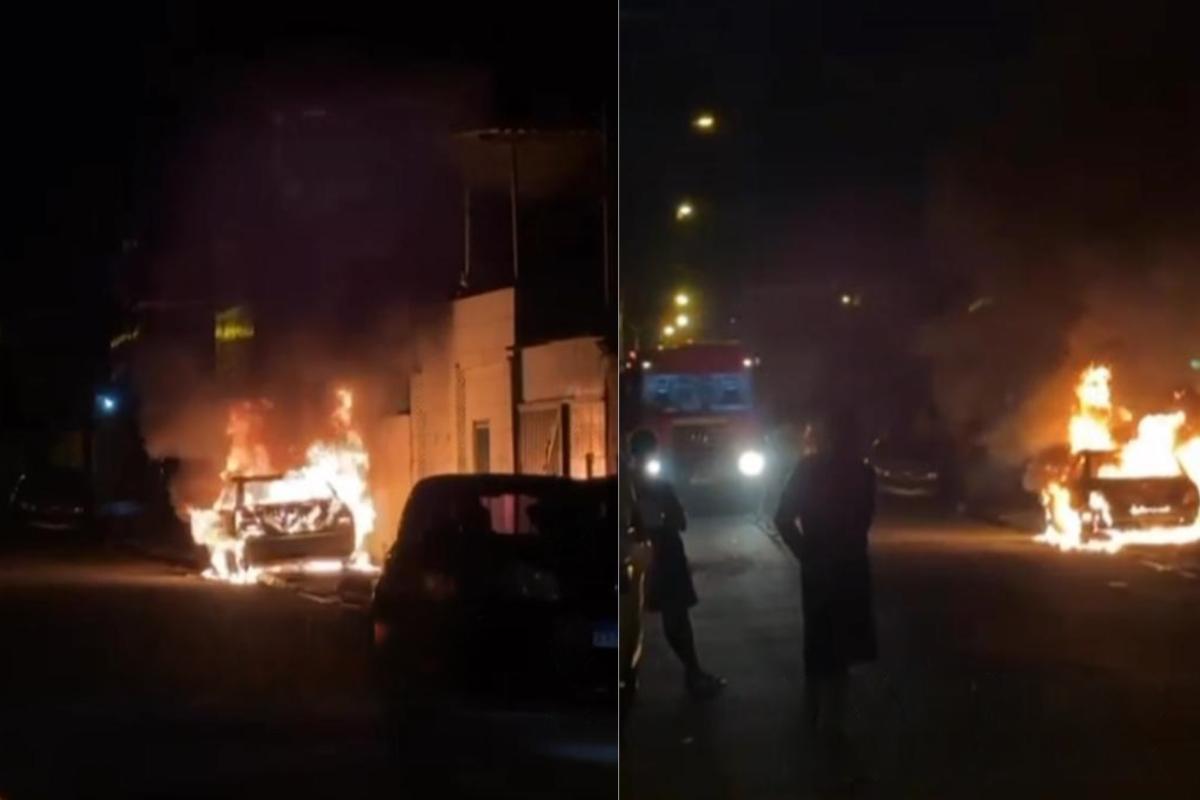 Carro pega fogo em via pública e mobiliza bombeiros em Praia Grande