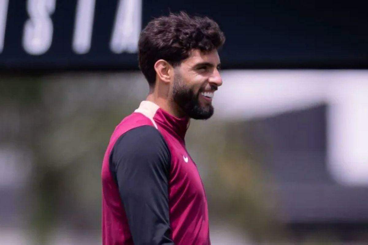 Yuri Alberto treina com bola no Corinthians, faz gols e pode antecipar retorno em um mês