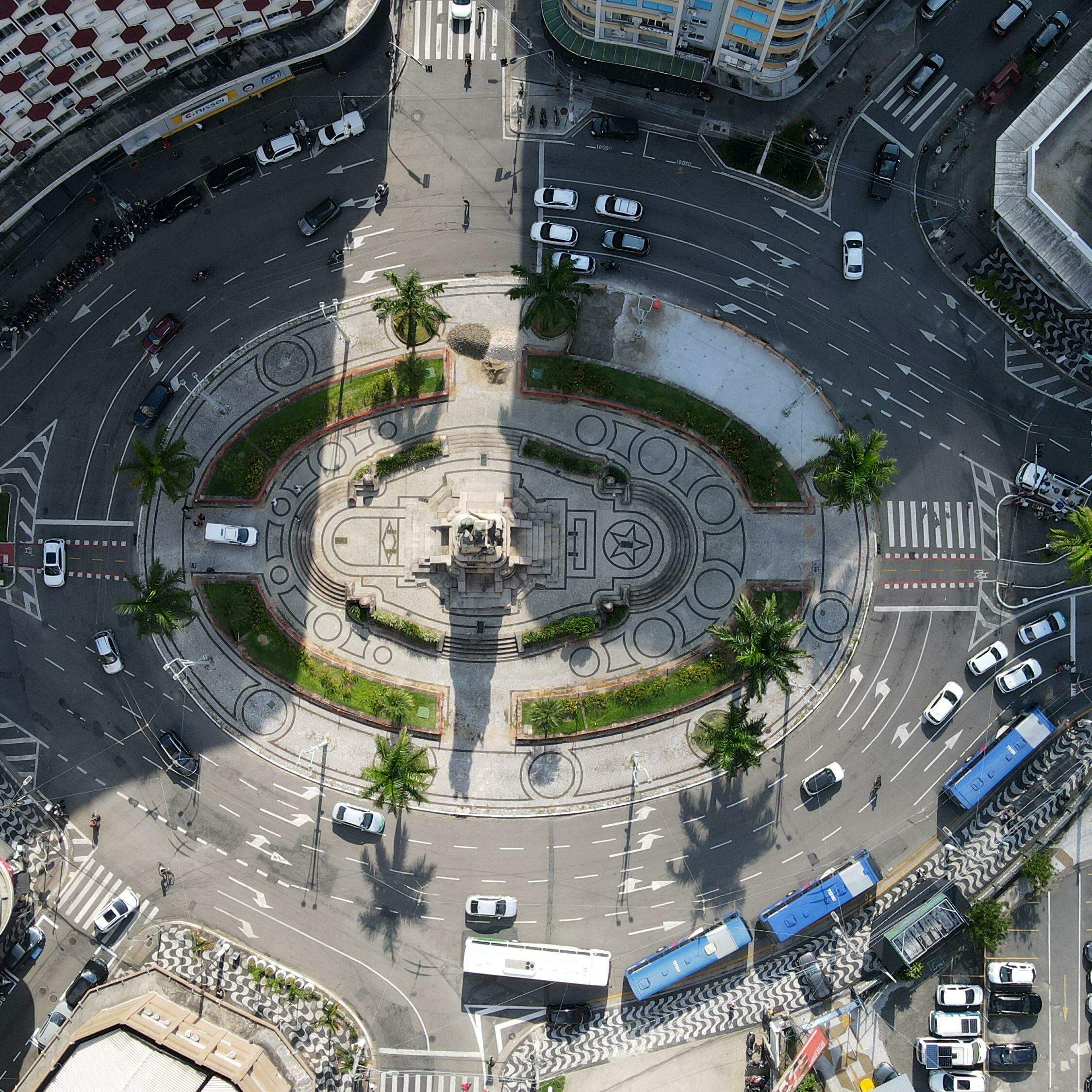 Mosaicos serão catalogados e recolocados após se fazer novo contrapiso; fontes serão reativadas