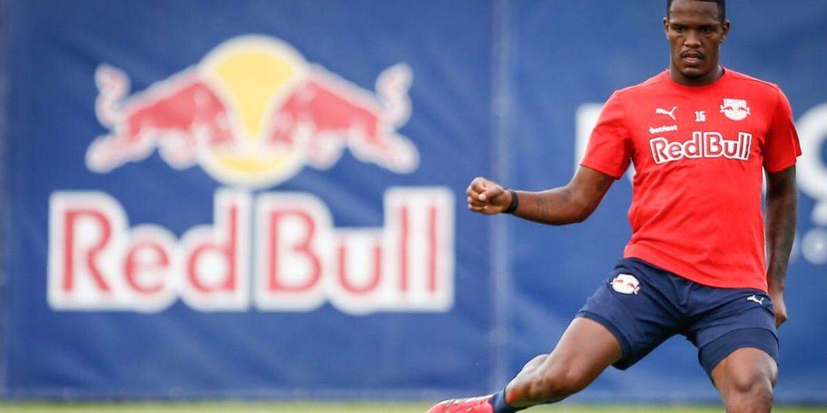 Gustavo Marques é suspenso por fala machista contra árbitra