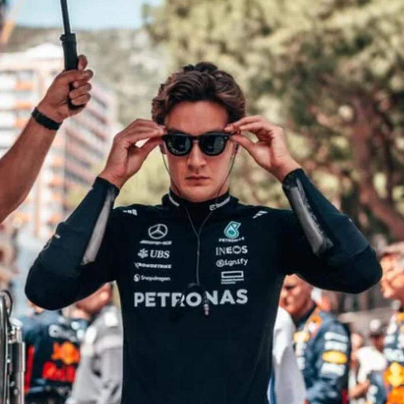 George Russel terminou o treino classificatório na primeira posição