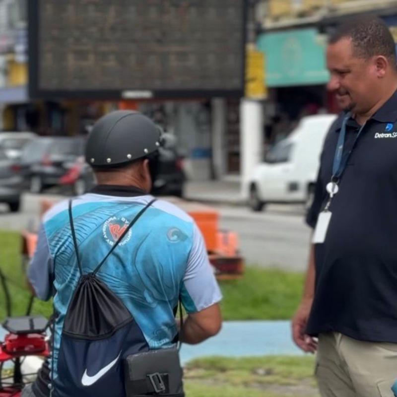 A iniciativa buscou conscientizar a população sobre o uso correto de ciclomotores, bicicletas elétricas e autopropelidos