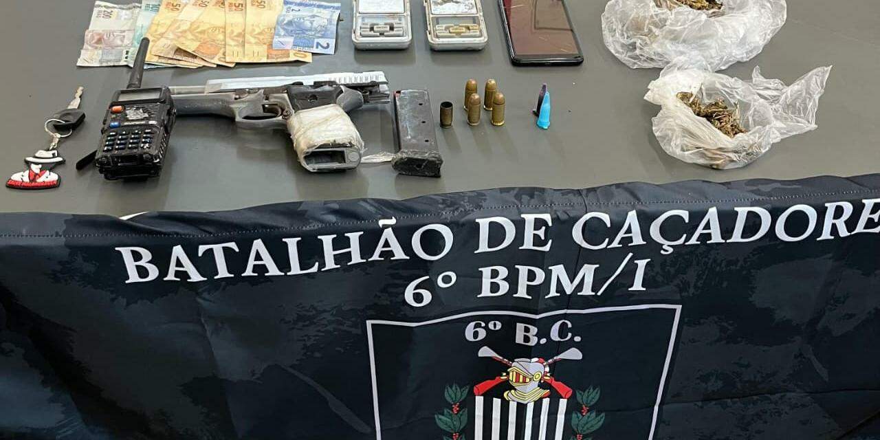 O caso foi registrado na Central de Polícia Judiciária (CPJ) de Santos como tráfico de drogas, associação para o tráfico, captura de procurado e tentativa de homicídio.