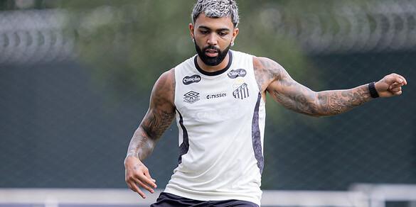 Gabigol deve voltar ao time titular do Santos, depois de não entrar em campo contra o Vasco