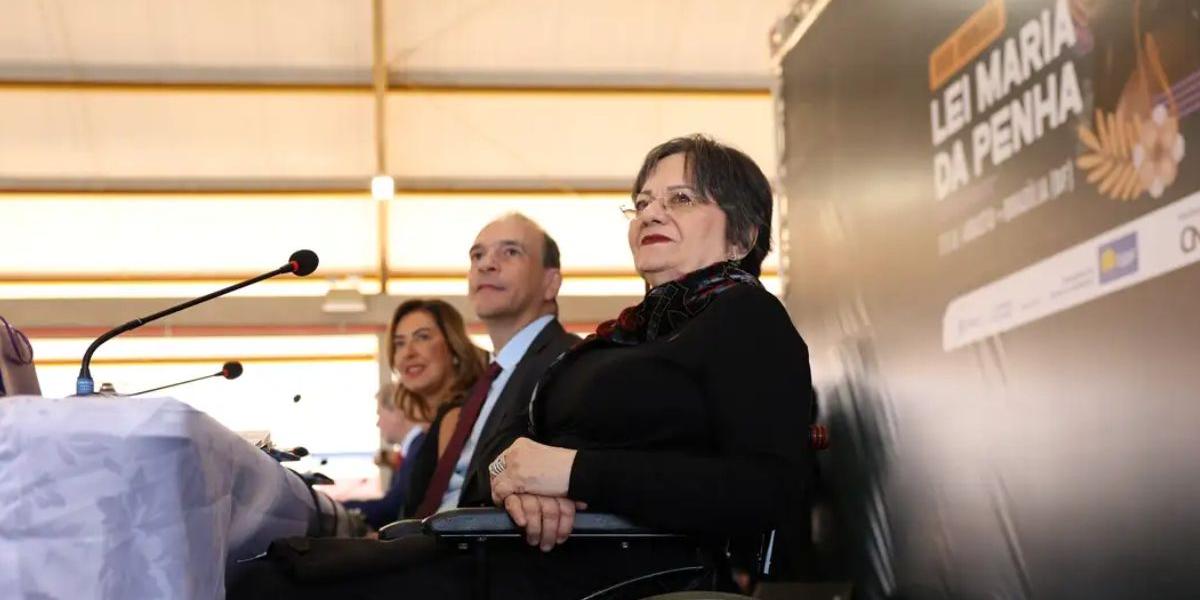 Ex-marido de Maria da Penha e mais 3 viram réus por campanha de ódio contra a ativista