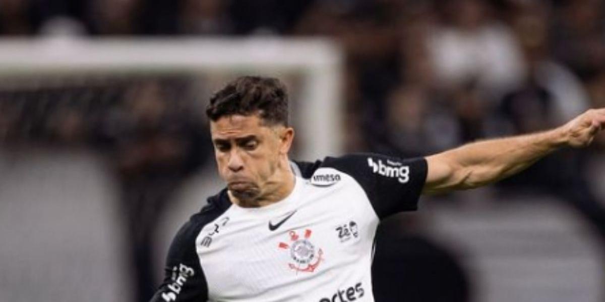 Gabriel Paulista critica Corinthians: 'Temos de melhorar muito se quisermos algo no campeonato'