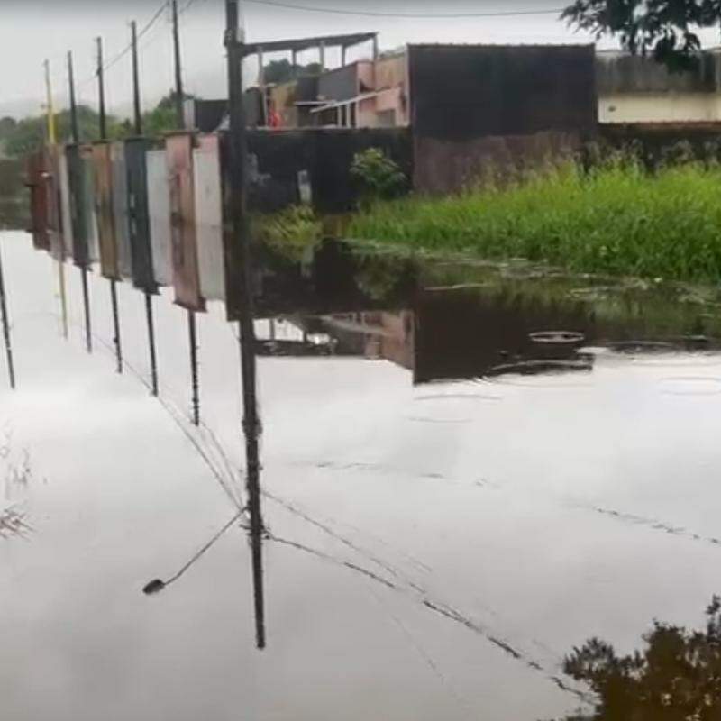 Cidade de Peruíbe, na Baixada Santista, voltou a sofrer impactos com as fortes chuvas