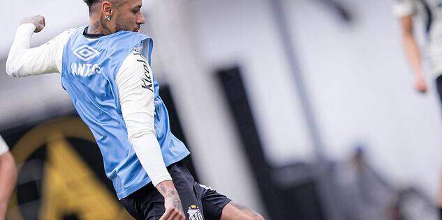 A expectativa é que Neymar esteja à disposição para atuar os 90 minutos do clássico