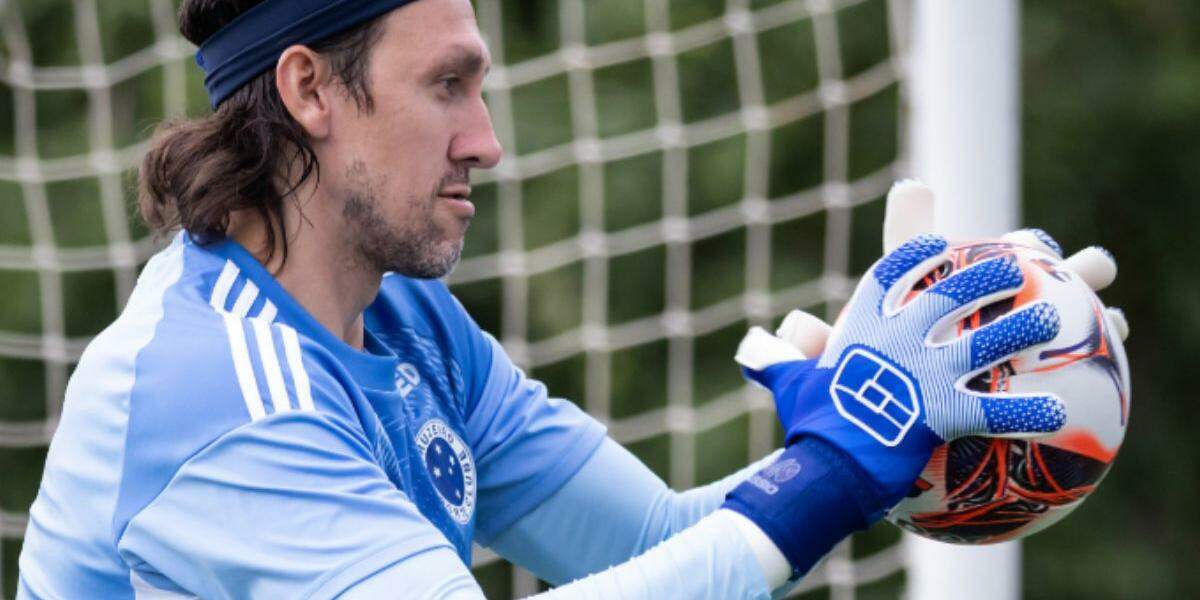 Goleiro Cássio sofre grave lesão no joelho, fará cirurgia e pode ficar fora do Cruzeiro até 2027