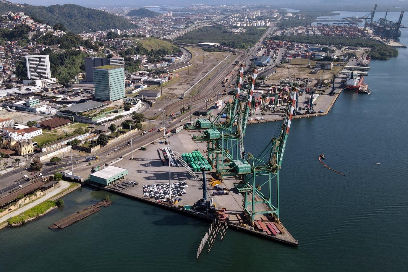 Licitação que nunca vem: movimentação no Porto cresce enquanto área é alvo de disputa política