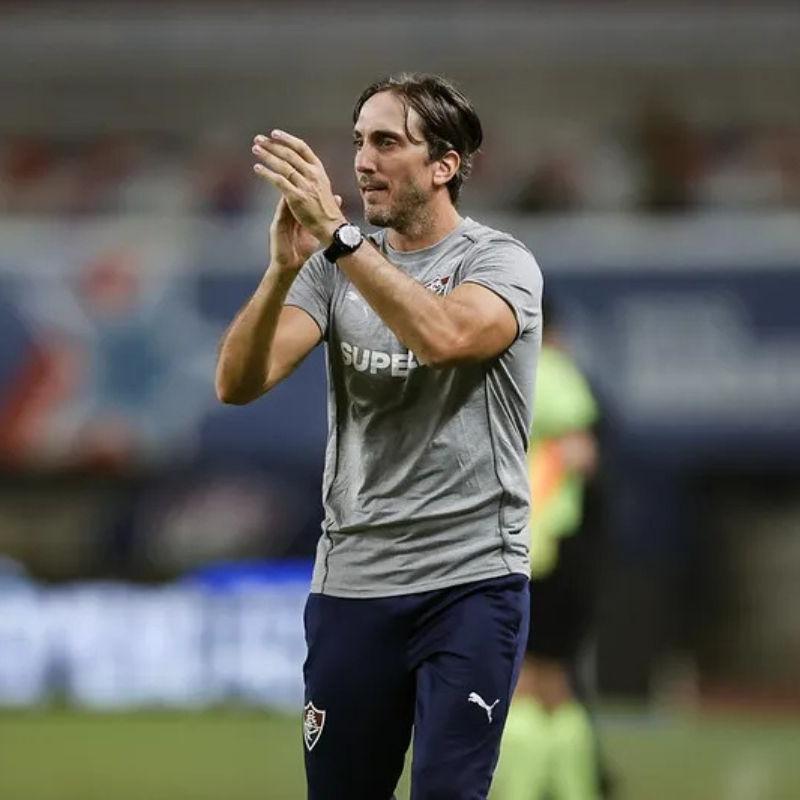 Zubeldía revela problema cardíaco e fala sobre pressão no futebol: 'Foi um choque'