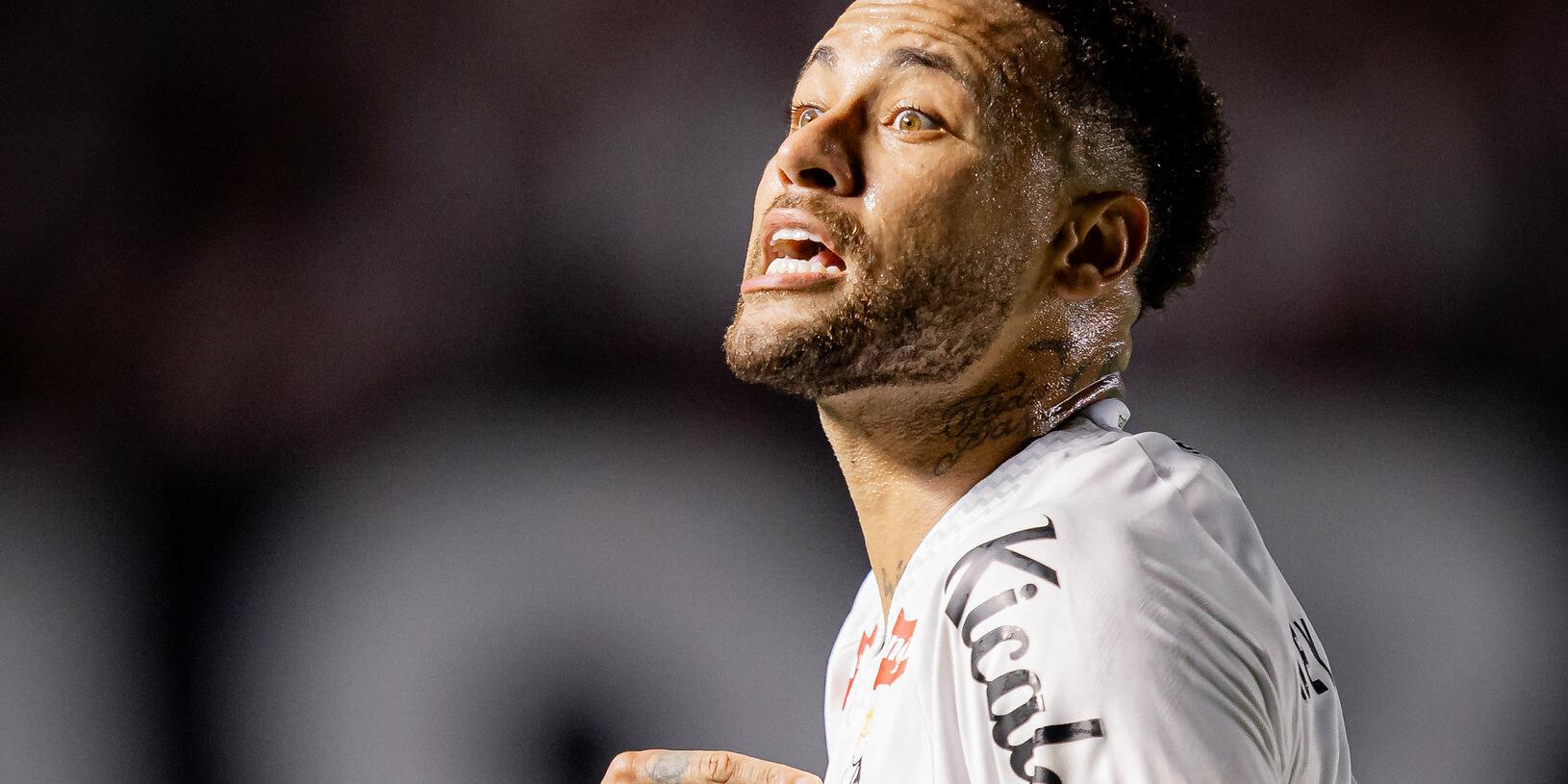 A volta de Neymar, que foi decisivo contra o Vasco, é esperança para o Santos voltar a vencer