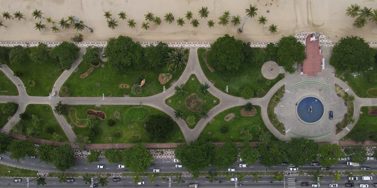 O levantamento considera 338 municípios brasileiros com mais de 100 mil habitantes