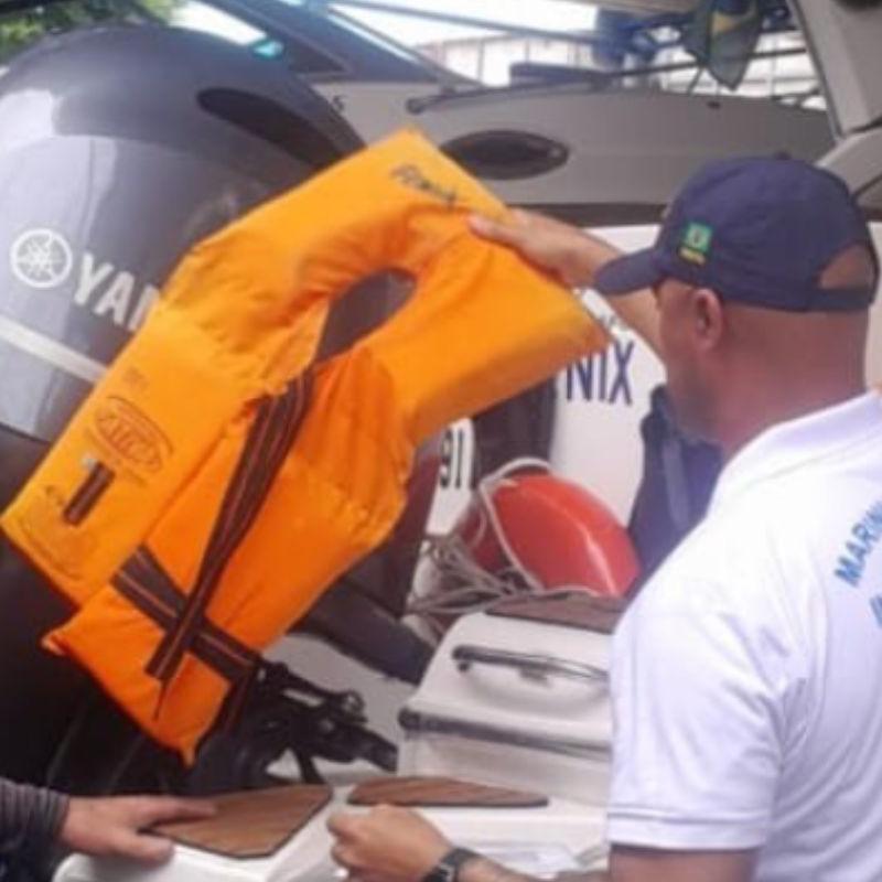 Conforme o balanço da Autoridade Marítima, 40% das infrações corresponderam à condução de embarcação sem habilitação e 20% dos casos foram de descumprimento de normas de tráfego,