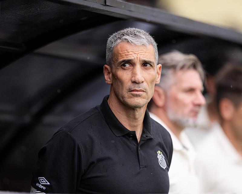 Em 15 jogos nesta temporada, o Santos só venceu quatro sob o comando de Juan Pablo Vojvoda