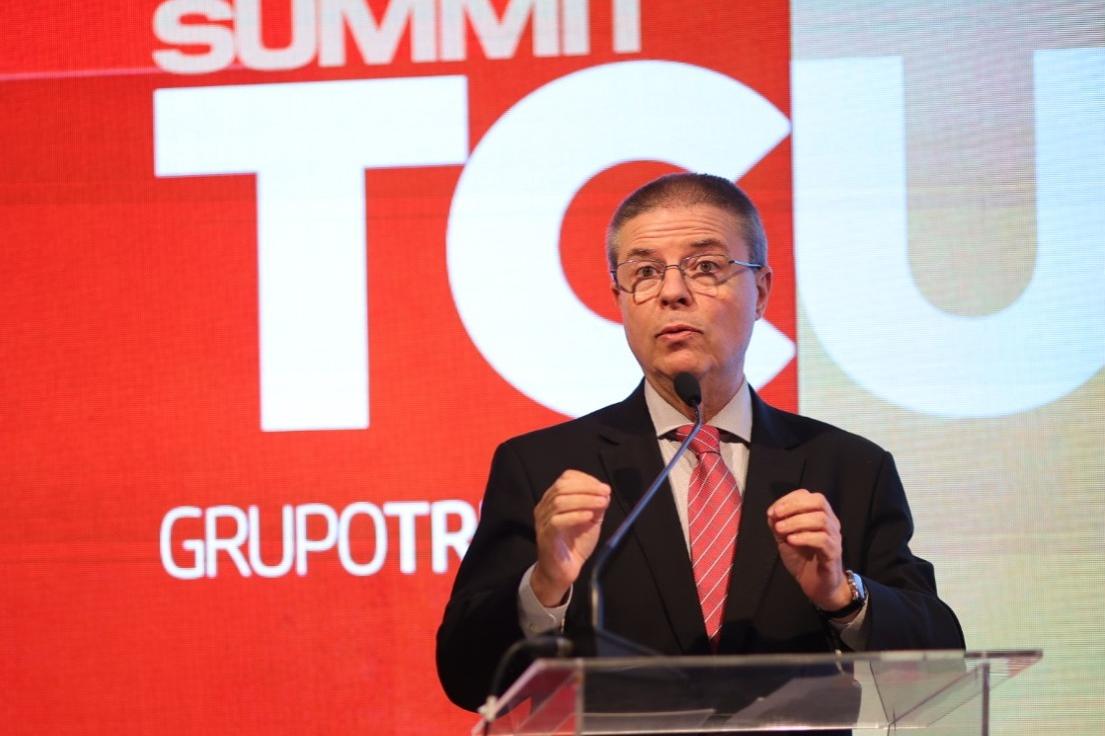 Ao participar do Summit TCU, realizado no último dia 10, em Brasília, o ministro Anastasia defendeu a modernização do modelo brasileiro