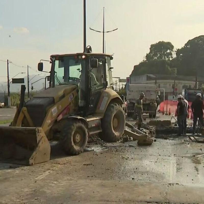 Obras da Sabesp na entrada de Santos são retomadas e causam interdições por até 60 dias