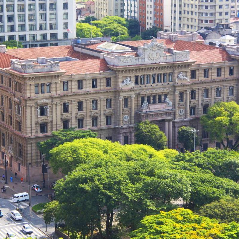 O caso foi analisado pelo Tribunal de Justiça de São Paulo, que reconheceu a urgência da situação e o direito à mobilidade, autonomia e dignidade da mulher