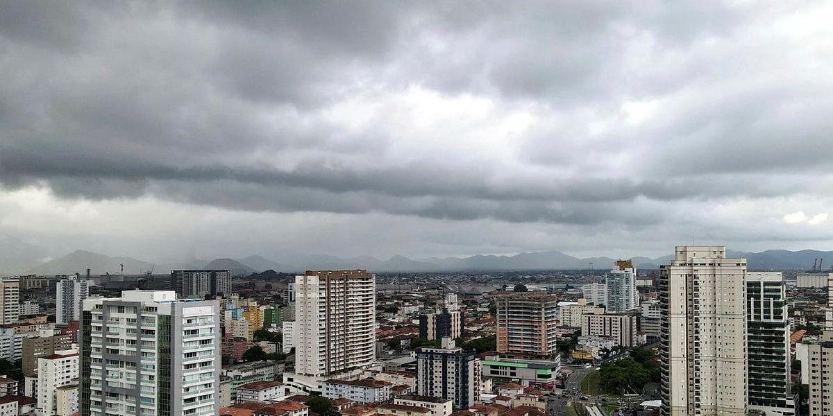 Expectativa é de sol entre nuvens, com chuva nesta sexta (20) e possivelmente no sábado (21)