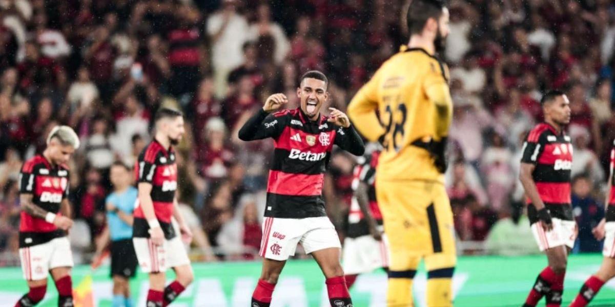 Flamengo derrota Remo por 3 a 0 e entra no G4 do Brasileiro