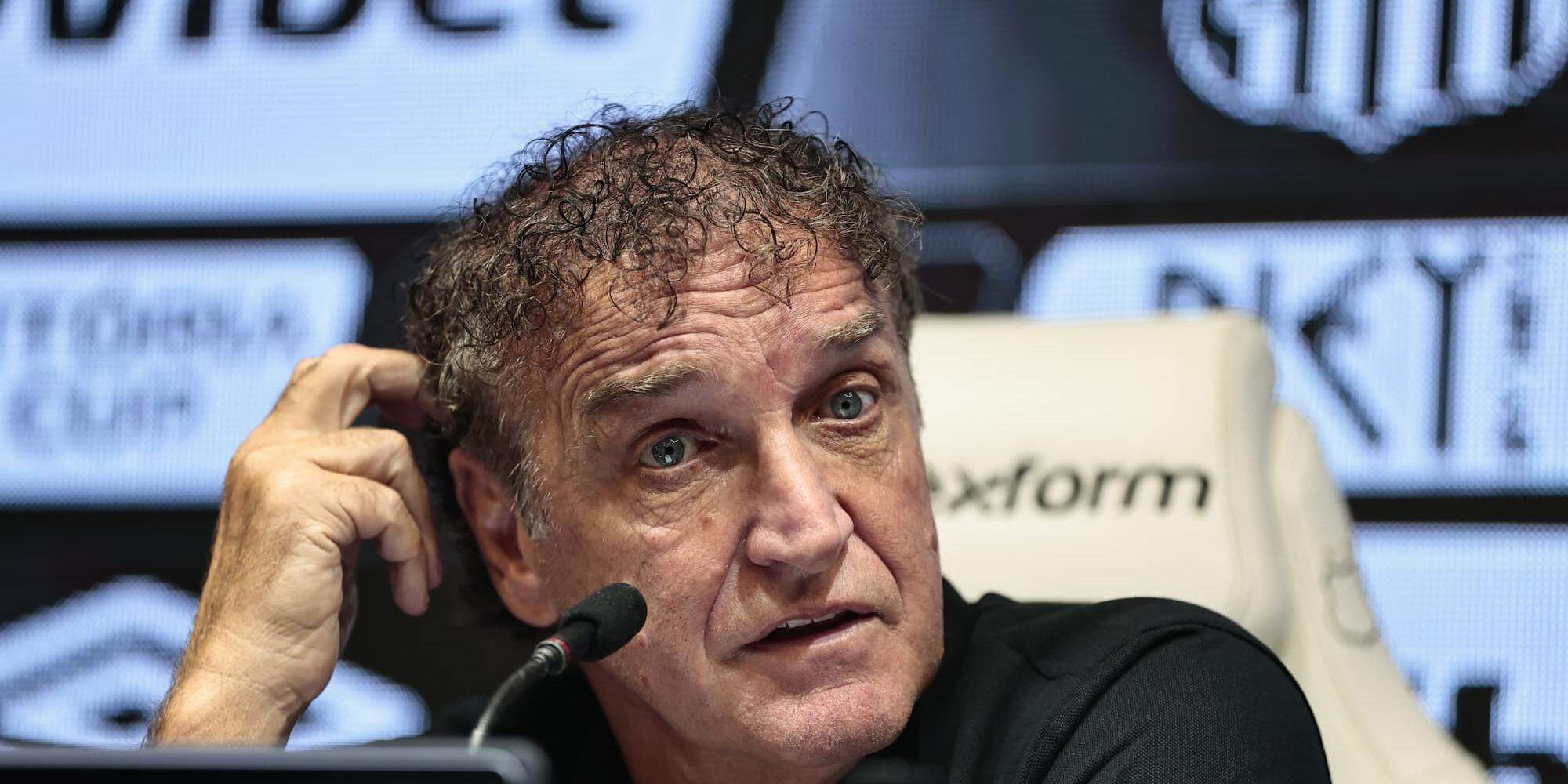 “Não tivemos efetividade para matar o jogo”, avalia Cuca, que falou em “atmosfera perigosíssima”