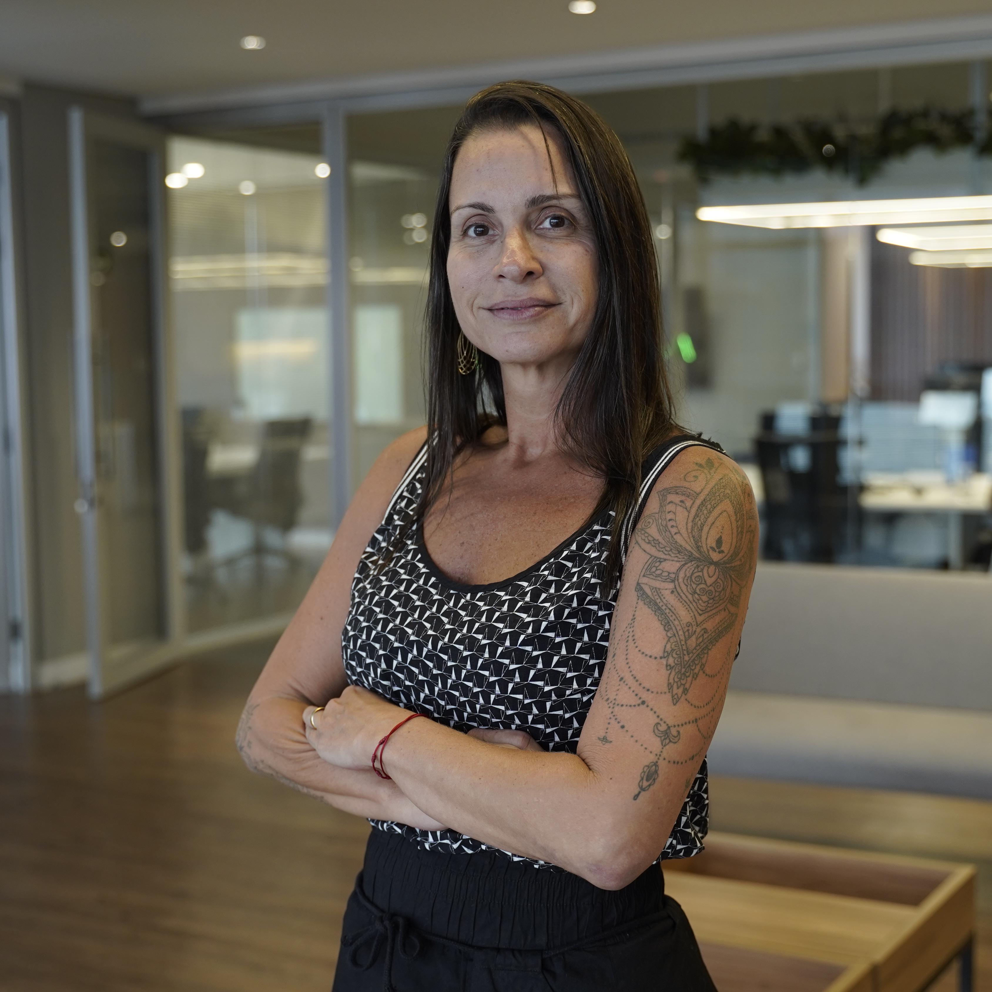 Gerente comercial da Santos Brasil, que possui terminal no Porto de Santos, Evelyn tem 22 anos de carreira