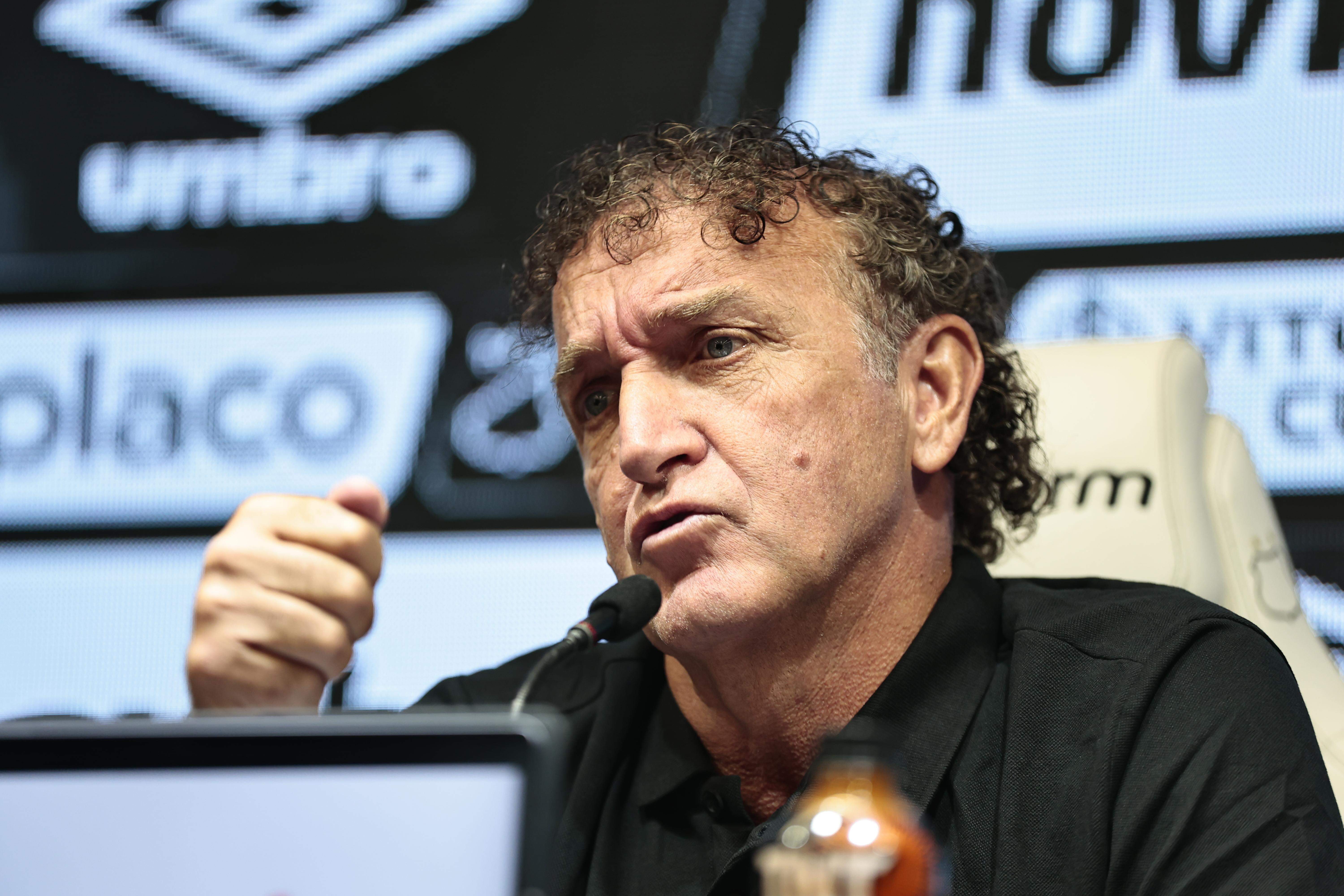 "A ideia é fazer bons jogos e ter bons resultados", disse o treinador
