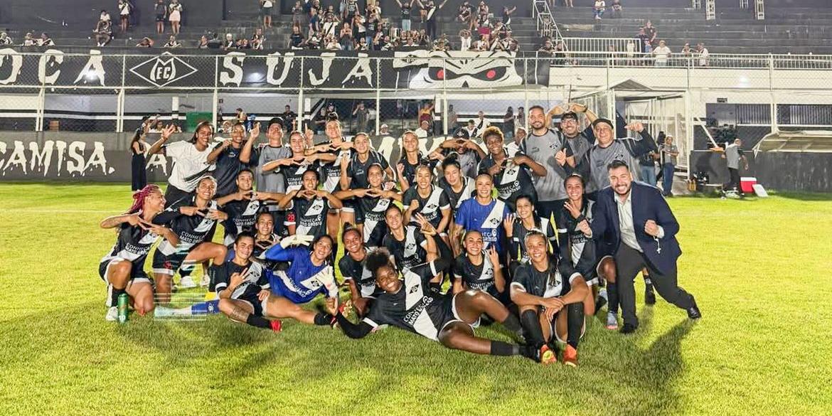 No Estádio Dutrinha, em Cuiabá, o primeiro gol da partida foi das donas da casa logo no primeiro minuto de jogo