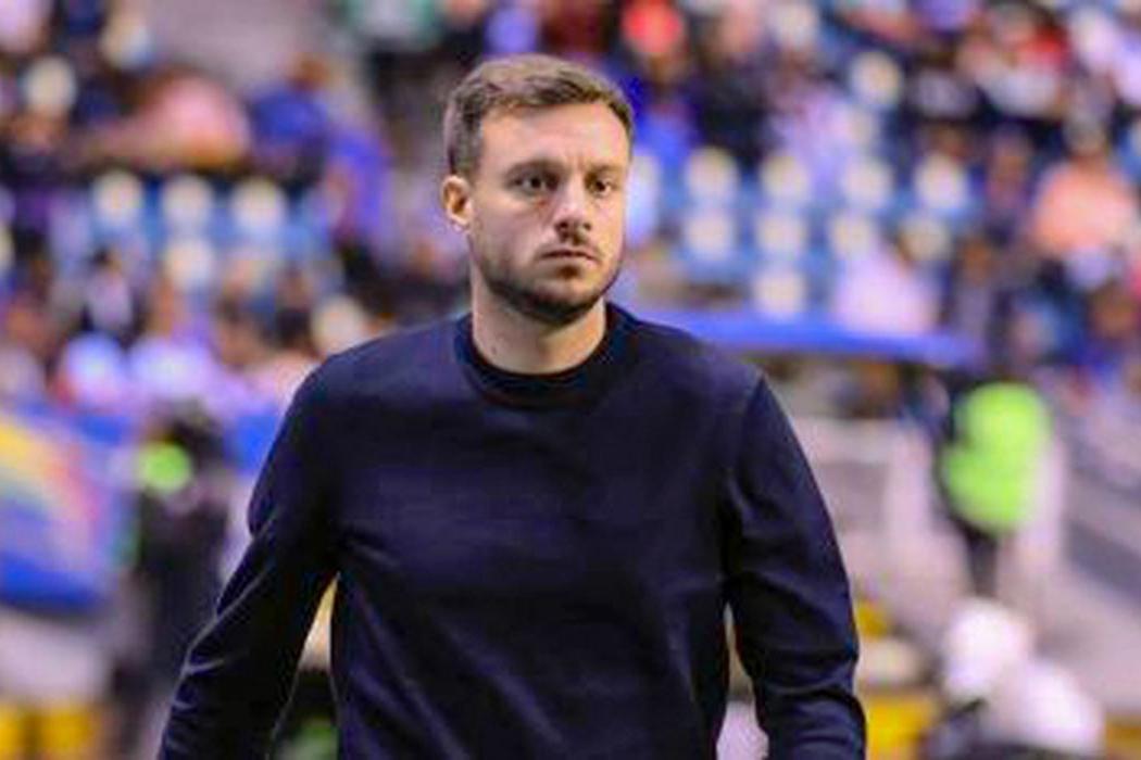 Mesmo após vencer o Bragantino por 2 a 1, o técnico Martín Anselmi foi dispensado